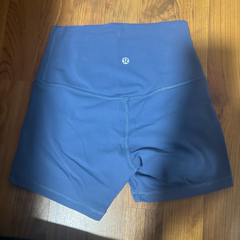 lululemon athletica Women's Blue High-Waisted Shorts